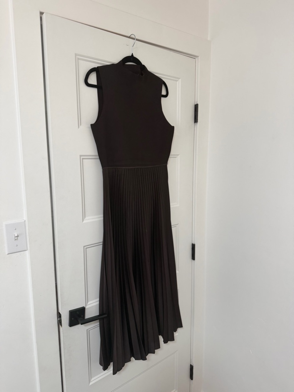 Theory Mixed Media Pleated Midi Dress in Mink (brown) - Size L (petite)